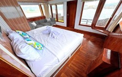 Jawa Cabin,Komodo Open Trips,Open Trips 3D2N by Princess Nabila Deluxe Phinisi
