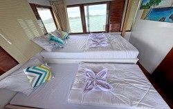Papua Cabin,Komodo Boats Charter,Private Trip by Princess Nabila Deluxe Phinisi