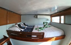 Private Cabin 2 image, Open Trip 3D2N by Putri Anjani Superior Phinisi, Komodo Open Trips
