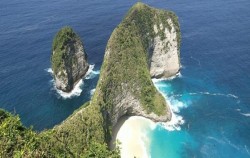 Kelingking Beach,Bali Cruise,Quick Silver Cruises