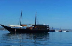 Sailing boat,Komodo Adventure,Komodo Tour Package 6D5N