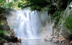 Beauty of Paris Van Java, Sari Ater Hot Spring