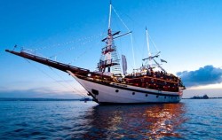 Bali Sea Safari Cruises image, Pirate Dinner Cruise by Sea Safari Cruises, Bali Cruise