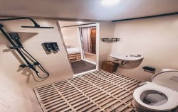 Turtle Room - Bathroom image, Komodo Open Trip 3D2N by Sea Familia Luxury Phinisi, Komodo Open Trips
