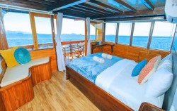 Panoramic Suites Balcony image, Open Trip Komodo 2D1N by Senada Luxury Phinisi, Komodo Open Trips