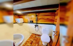 Superior - Bathroom image, Open Trip Komodo 2D1N by Senada Luxury Phinisi, Komodo Open Trips