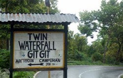 Singaraja Gitgit Waterfall Tour, Entrance