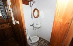 Private Bathroom,Komodo Open Trips,Open Trip Komodo 3D2N by Singkolo Phinisi