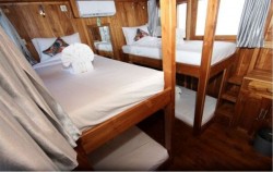 Share Cabin image, Open Trip Komodo 3D2N by Singkolo Phinisi, Komodo Open Trips