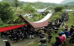 TORAJA CULTURE AND NATURE TOUR  3 Days / 2 Nights, Tana Toraja