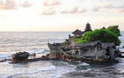 Tanah Lot Temple image, One Day Tour with Kecak Dance, Bali Tour Packages