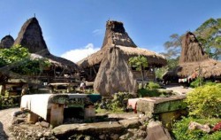 Tarung Village image, Sumba  Weaving  Tours 3N 4D, Sumba Adventure