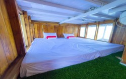 Komodo Open Trip 3D2N by Tectona Phinisi, Family Cabin