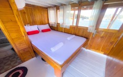 Private Cabin image, Komodo Open Trip 3D2N by Tectona Phinisi, Komodo Open Trips