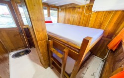 Komodo Open Trip 3D2N by Tectona Phinisi, Share Cabin