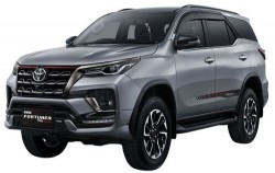 Bali Regular Car, Toyota Fortuner VRZ (10 hours)