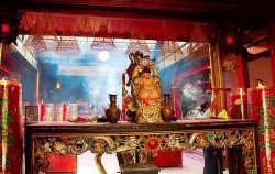 Vihara Darma Bhakti image, Trails of China Town, Jakarta Tour
