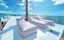 Lazy Chair,Komodo Open Trips,Open Trip 3D2N Komodo by Vinca Voyages