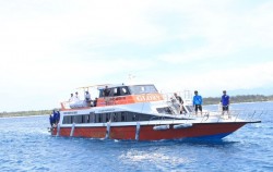 Day Cruise to Nusa Penida Island by Wanderlust Cruise, Nusa Penida Fast boats, Wanderlust - Boat