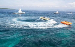 Water activity image, BLUE PARADISE ADVENTURE by Bali Travelly Cruises, Nusa penida packages