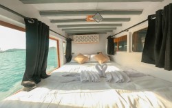 Deluxe Cabin 2,Komodo Open Trips,Open Trip Labuan Bajo 3D2N by Yukai Deluxe Phinisi