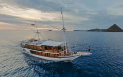 Boat image, Zada Hela Superior Phinisi Charter, Komodo Boats Charter