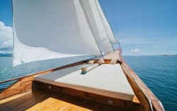 Chill Area,Komodo Boats Charter,Zada Nara Luxury Phinisi Charter