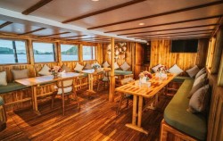 Dining Area,Komodo Boats Charter,Zada Nara Luxury Phinisi Charter