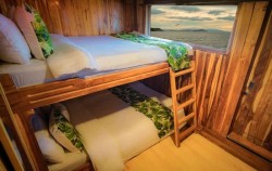 Family Cabin image, Zada Ulla Deluxe Phinisi Charter, Komodo Boats Charter