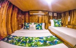 Sharing Cabin image, Zada Ulla Deluxe Phinisi Charter, Komodo Boats Charter